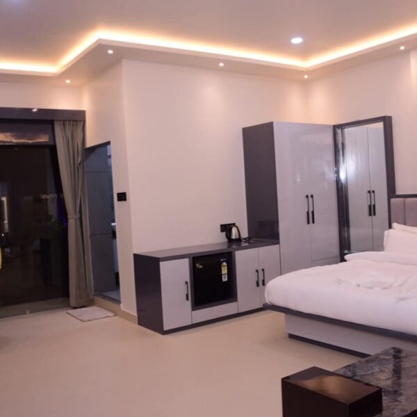 WhatsApp Image 2025-09-24 at 12.59.13 PM